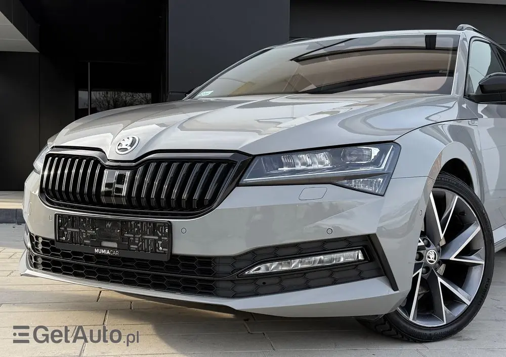 SKODA Superb 2.0 TDI SCR Sportline DSG