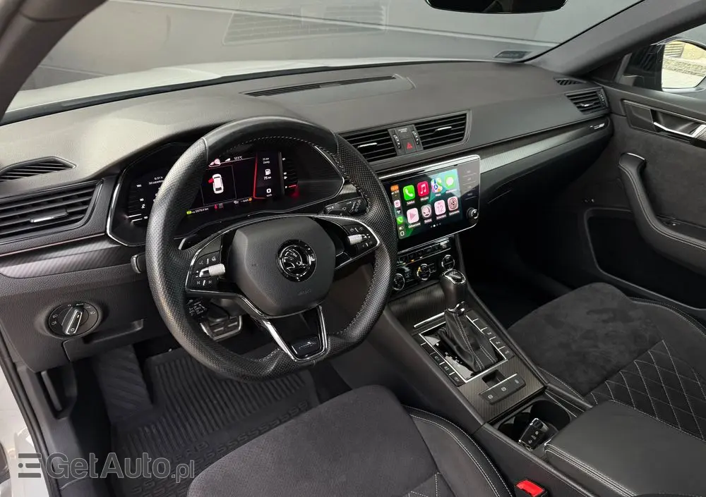 SKODA Superb 2.0 TDI SCR Sportline DSG