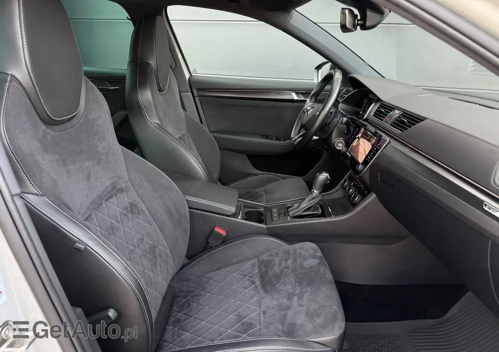 SKODA Superb 2.0 TDI SCR Sportline DSG