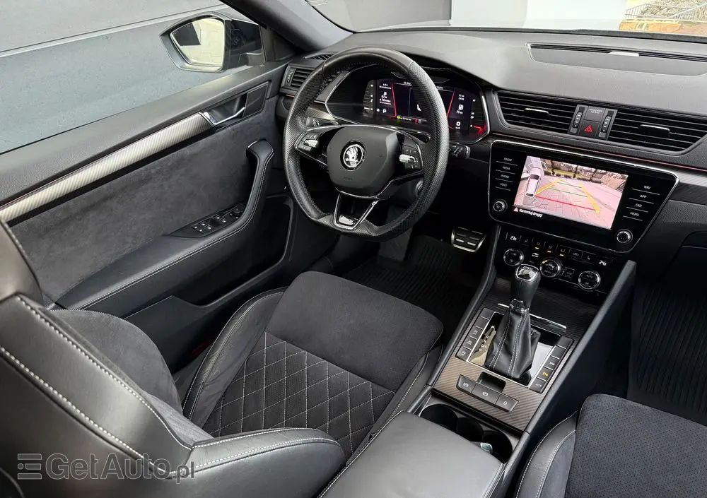 SKODA Superb 2.0 TDI SCR Sportline DSG