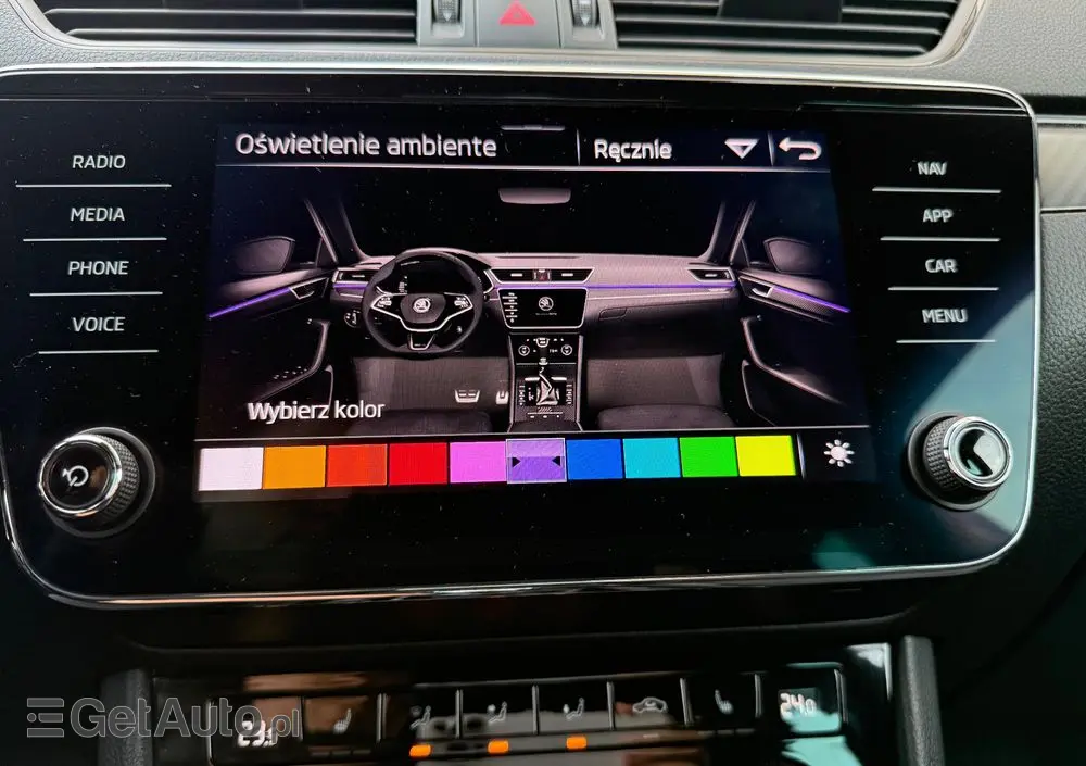 SKODA Superb 2.0 TDI SCR Sportline DSG