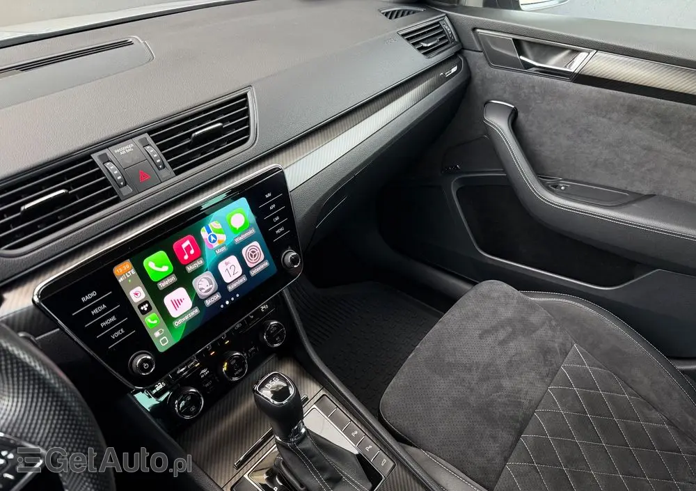 SKODA Superb 2.0 TDI SCR Sportline DSG