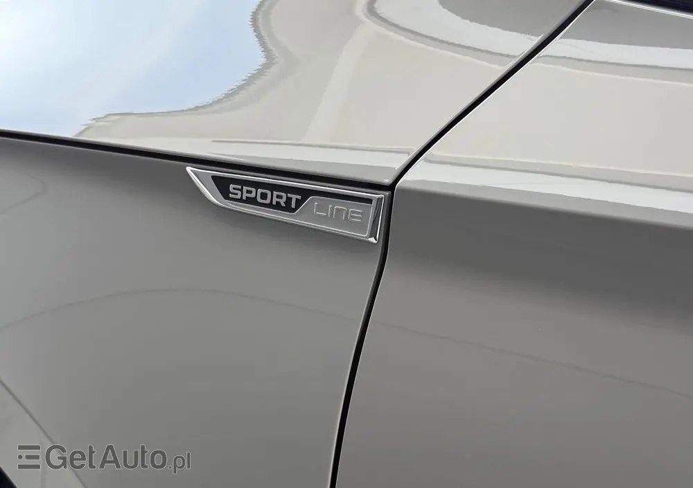 SKODA Superb 2.0 TDI SCR Sportline DSG