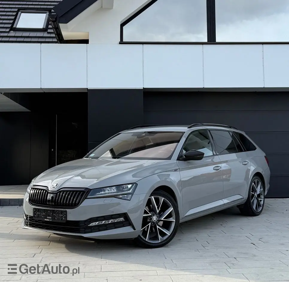 SKODA Superb 2.0 TDI SCR Sportline DSG