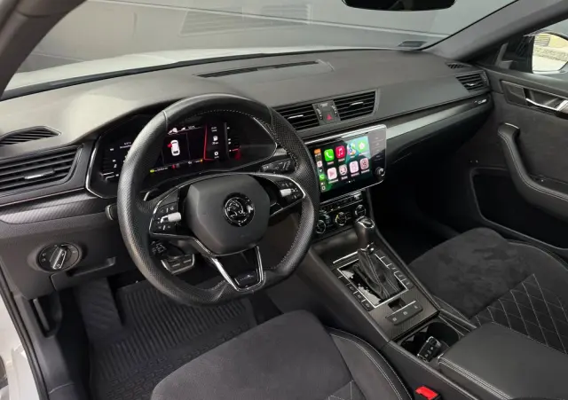 SKODA Superb 2.0 TDI SCR Sportline DSG