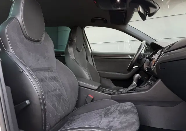 SKODA Superb 2.0 TDI SCR Sportline DSG