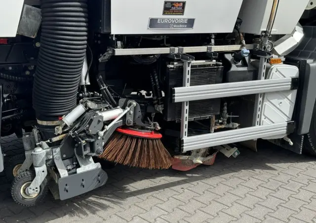 MAN TGS 18.320 E5 BUCHER OPTIFANT 8000 Zamiatarka Uliczna Euro 6 