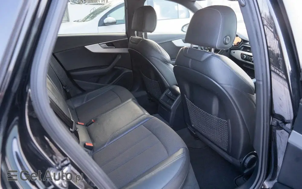 AUDI A4 Avant 2.0 TDI S tronic quattro sport