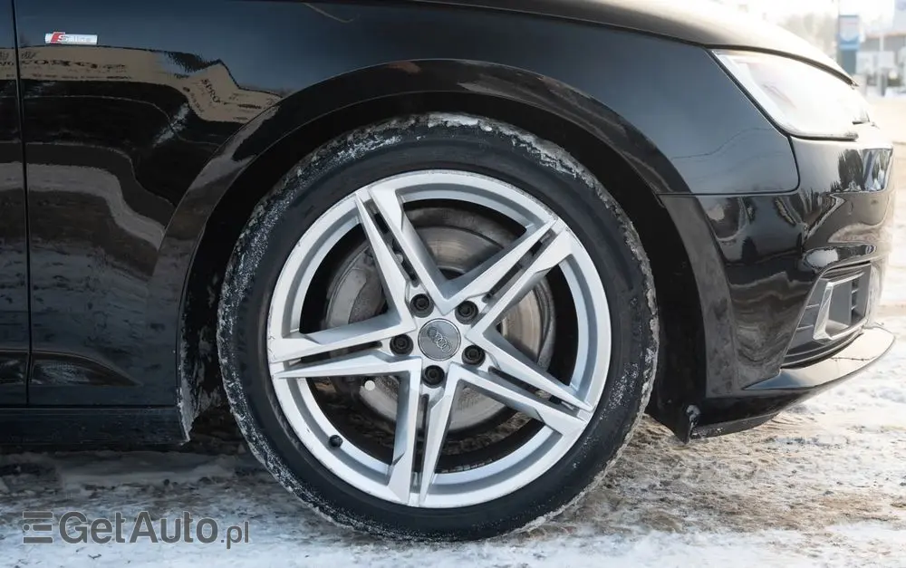 AUDI A4 Avant 2.0 TDI S tronic quattro sport