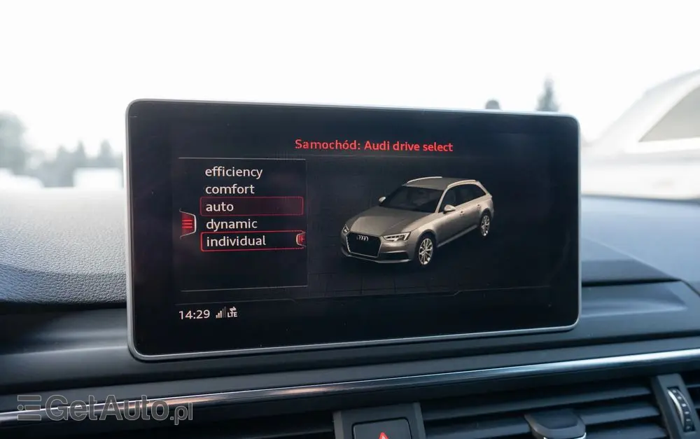 AUDI A4 Avant 2.0 TDI S tronic quattro sport