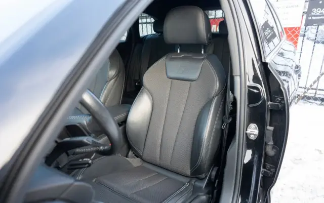 AUDI A4 Avant 2.0 TDI S tronic quattro sport