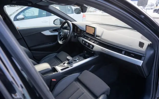 AUDI A4 Avant 2.0 TDI S tronic quattro sport