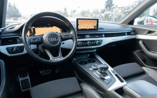 AUDI A4 Avant 2.0 TDI S tronic quattro sport