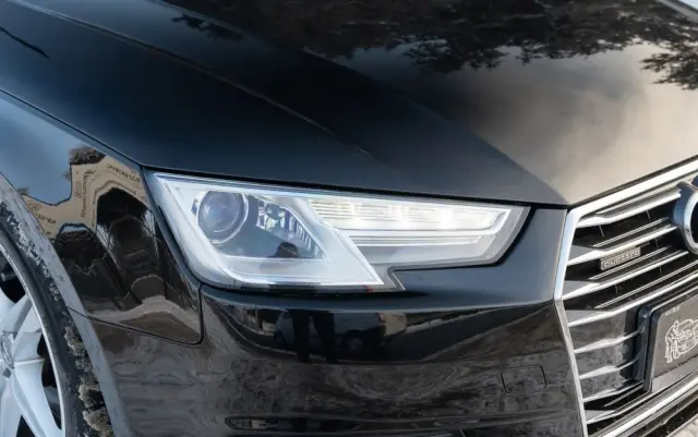 AUDI A4 Avant 2.0 TDI S tronic quattro sport