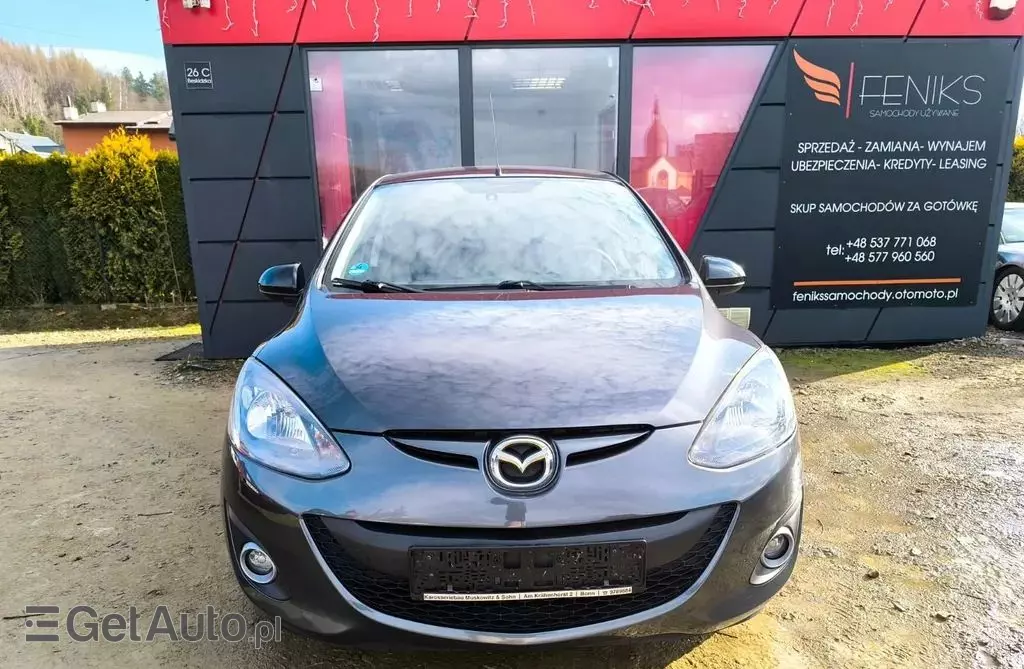MAZDA 2 
