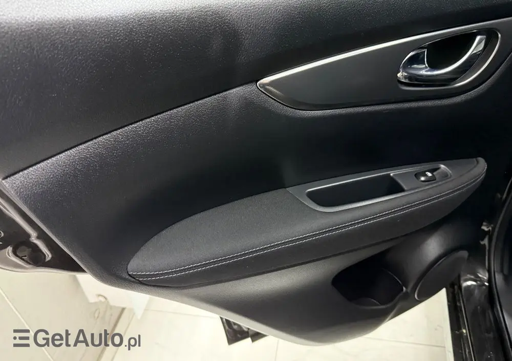 NISSAN Qashqai 1.2 DIG-T N-Vision