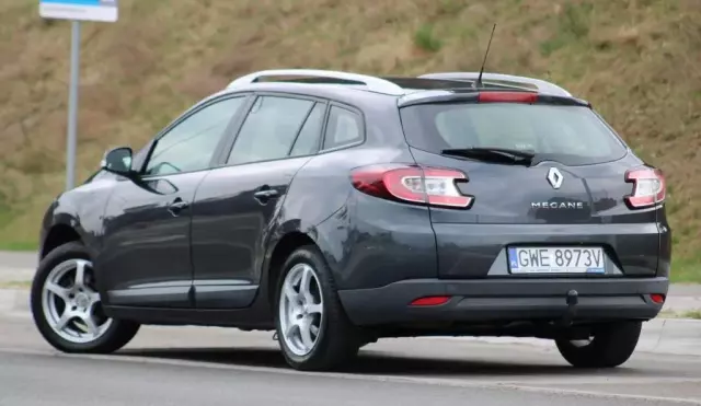 RENAULT Megane 
