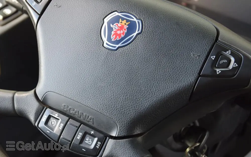 SCANIA P250 / EURO 6 / SKRZYNIA 7.8 M / WINDA DHOLLANDIA / PODUSZKI NA TYLNEJ OSI / RETARDER / KLIMA / TEMPOMAT / SERWISOWANY / SPROWADZONY 