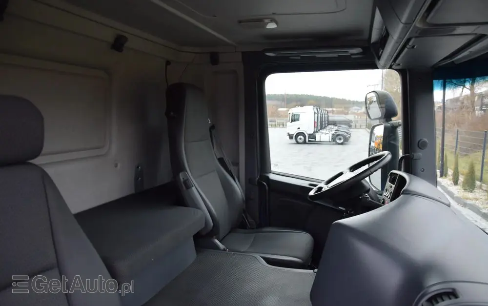 SCANIA P250 / EURO 6 / SKRZYNIA 7.8 M / WINDA DHOLLANDIA / PODUSZKI NA TYLNEJ OSI / RETARDER / KLIMA / TEMPOMAT / SERWISOWANY / SPROWADZONY 