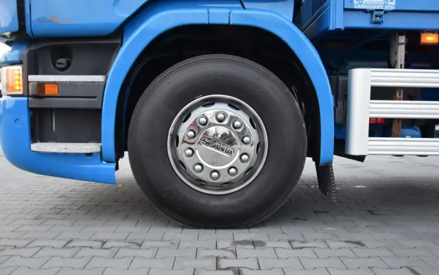 SCANIA P250 / EURO 6 / SKRZYNIA 7.8 M / WINDA DHOLLANDIA / PODUSZKI NA TYLNEJ OSI / RETARDER / KLIMA / TEMPOMAT / SERWISOWANY / SPROWADZONY 