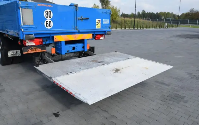 SCANIA P250 / EURO 6 / SKRZYNIA 7.8 M / WINDA DHOLLANDIA / PODUSZKI NA TYLNEJ OSI / RETARDER / KLIMA / TEMPOMAT / SERWISOWANY / SPROWADZONY 