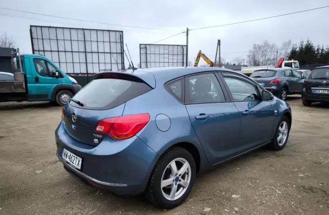 OPEL Astra 