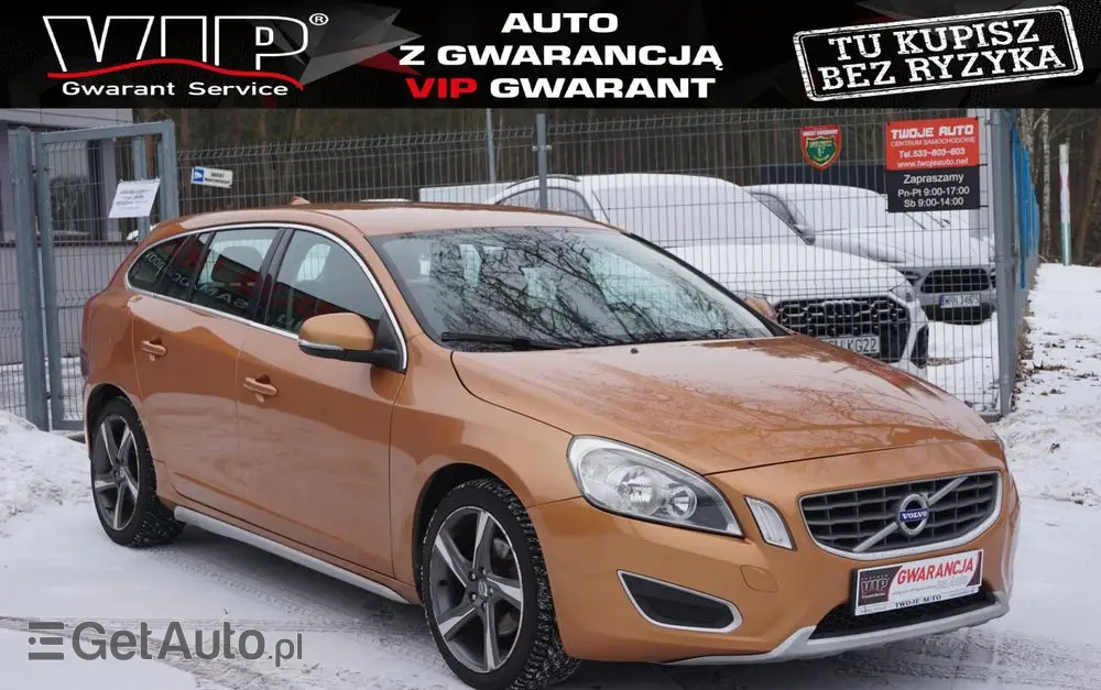 VOLVO V60 