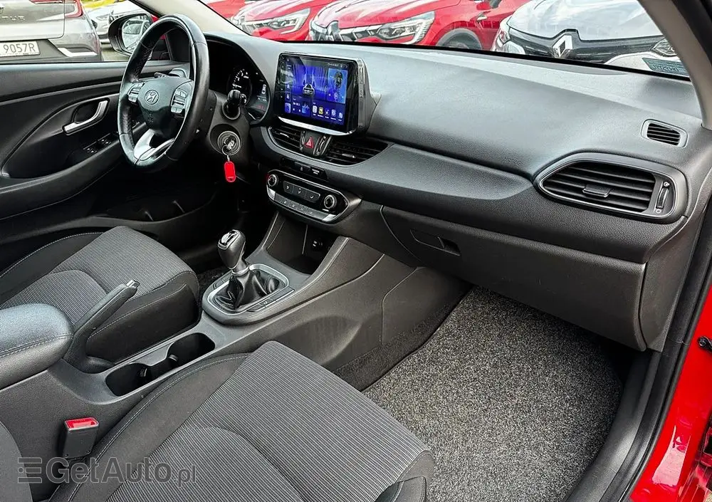 HYUNDAI I30 1.0 T-GDI Classic +