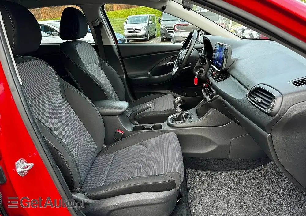 HYUNDAI I30 1.0 T-GDI Classic +