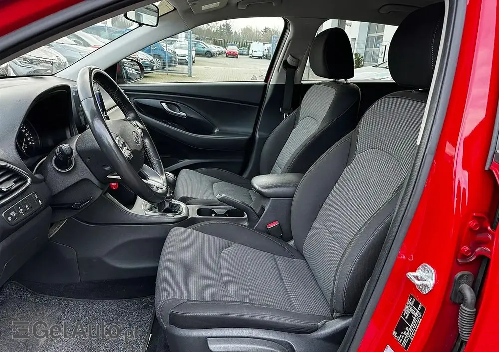 HYUNDAI I30 1.0 T-GDI Classic +