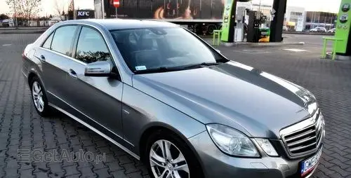 MERCEDES-BENZ Klasa E 