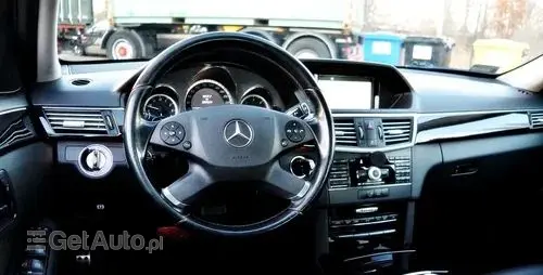 MERCEDES-BENZ Klasa E 