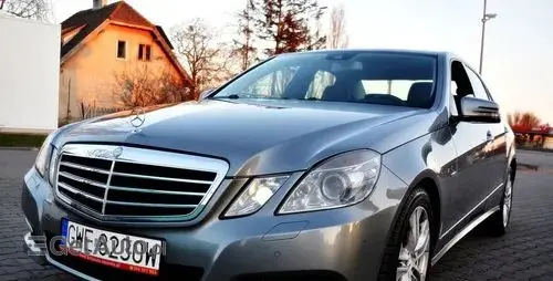 MERCEDES-BENZ Klasa E 