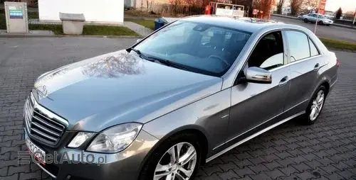 MERCEDES-BENZ Klasa E 