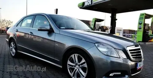 MERCEDES-BENZ Klasa E 