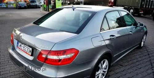 MERCEDES-BENZ Klasa E 