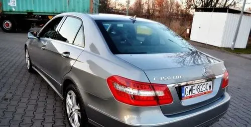 MERCEDES-BENZ Klasa E 