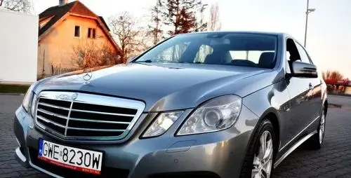MERCEDES-BENZ Klasa E 