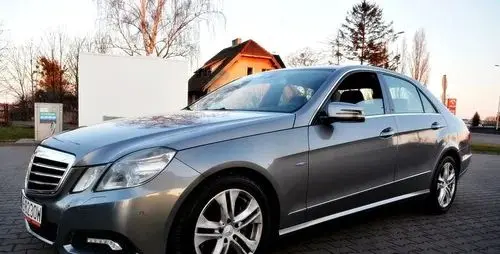 MERCEDES-BENZ Klasa E 