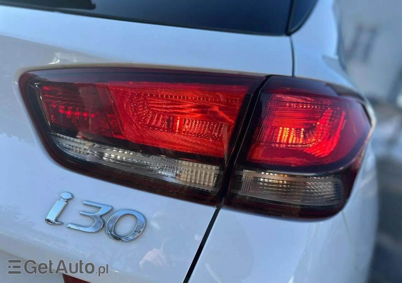 HYUNDAI I30 1.5 T-GDI 48V Premium DCT