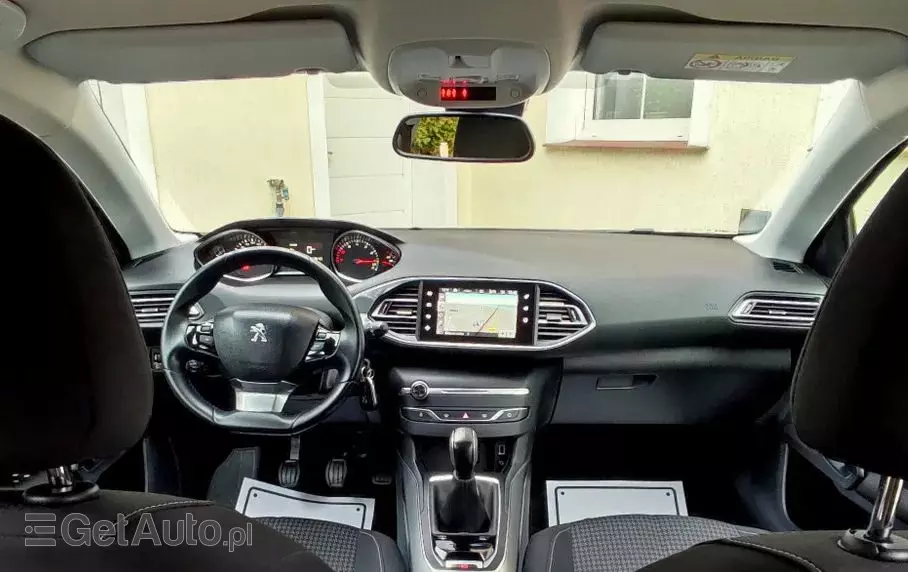 PEUGEOT 308 1.2 PureTech Allure S&S