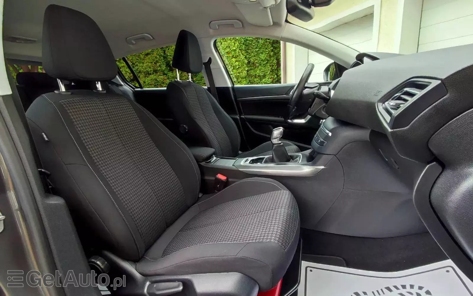 PEUGEOT 308 1.2 PureTech Allure S&S