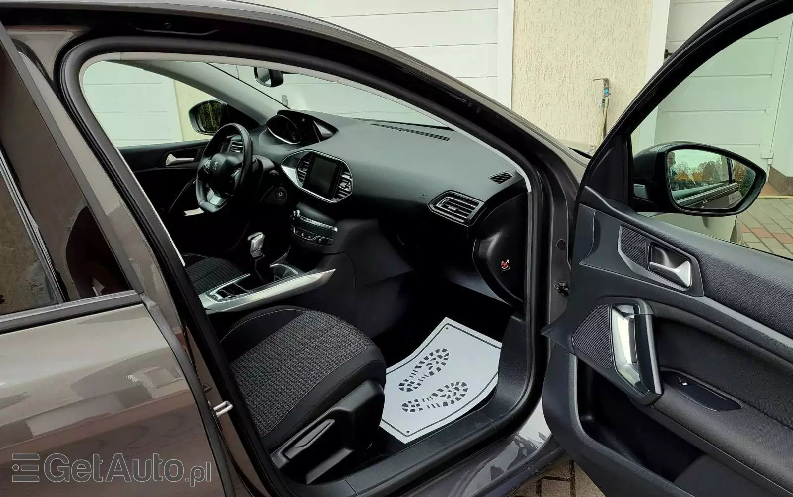 PEUGEOT 308 1.2 PureTech Allure S&S