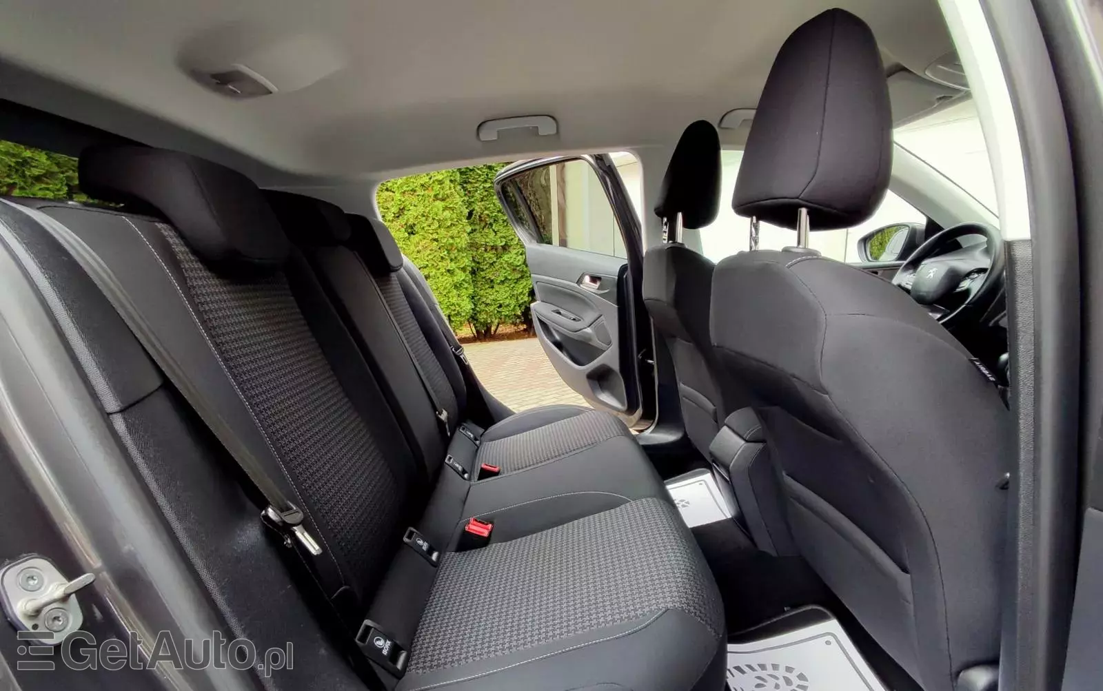 PEUGEOT 308 1.2 PureTech Allure S&S