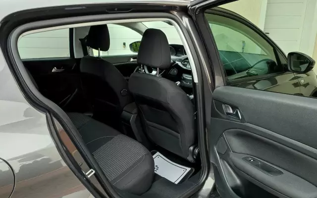 PEUGEOT 308 1.2 PureTech Allure S&S