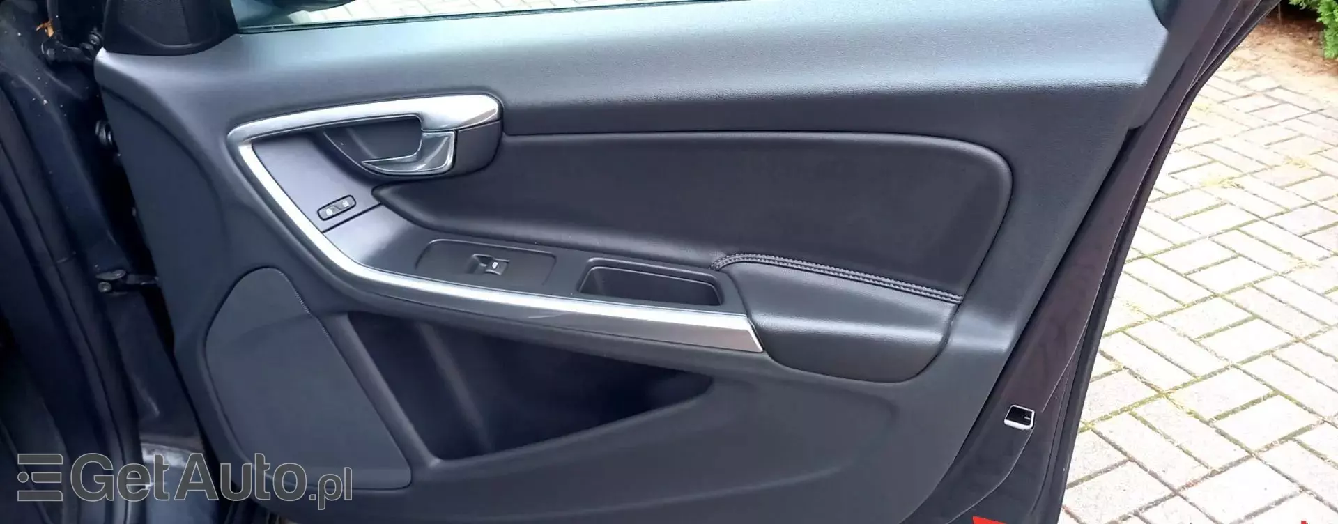 VOLVO S60 2.0 D3 (150 KM)