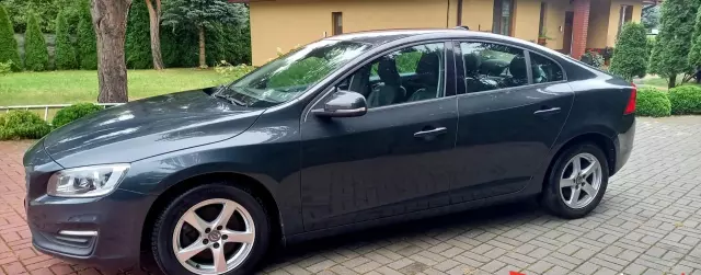 VOLVO S60 2.0 D3 (150 KM)