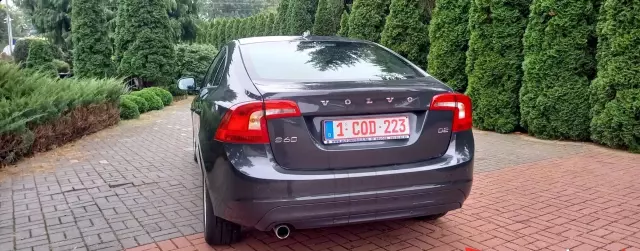 VOLVO S60 2.0 D3 (150 KM)
