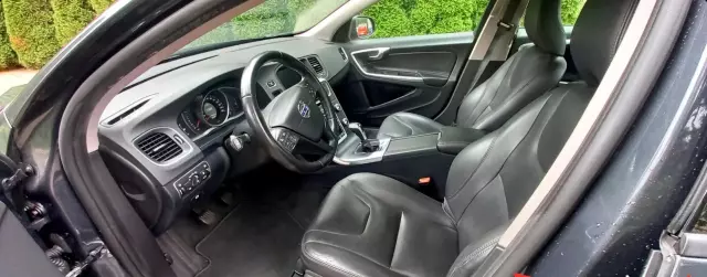 VOLVO S60 2.0 D3 (150 KM)