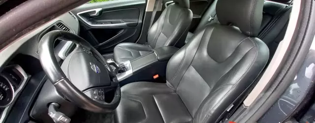 VOLVO S60 2.0 D3 (150 KM)